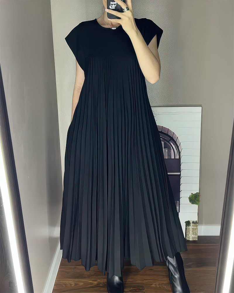 Joëlle | Classic and Cozy Dress