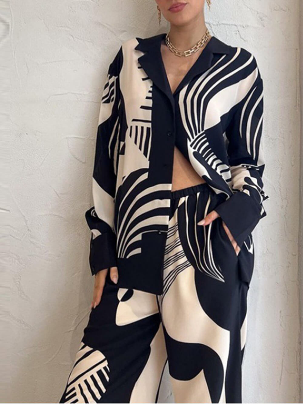 Urban Muse – Artistic Wide-Leg Set