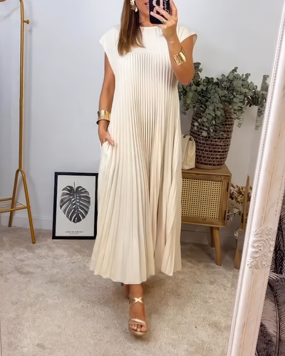 Joëlle | Classic and Cozy Dress