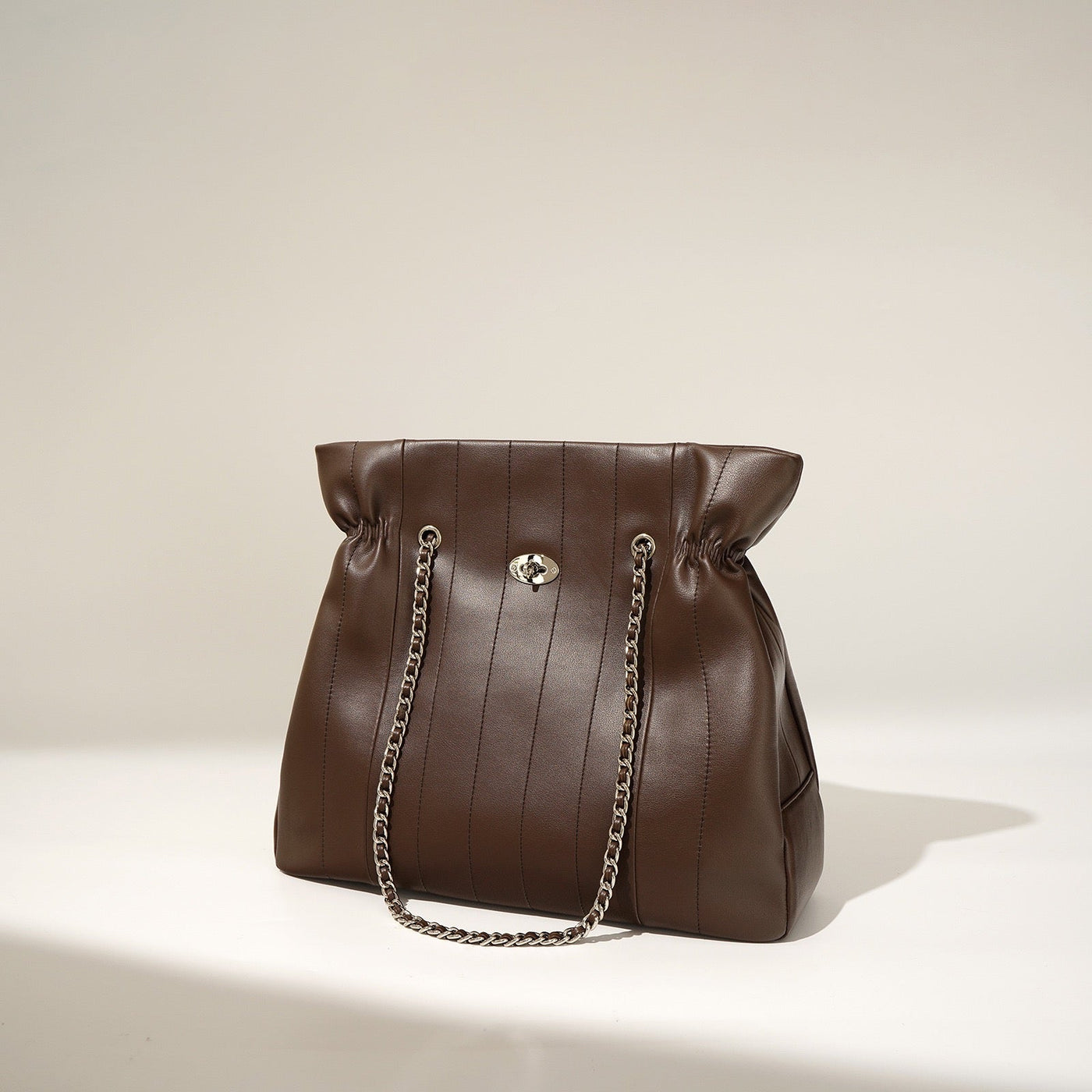 Women’s Genuine Leather Large Capacity Minimalist Chain Shoulder Bag