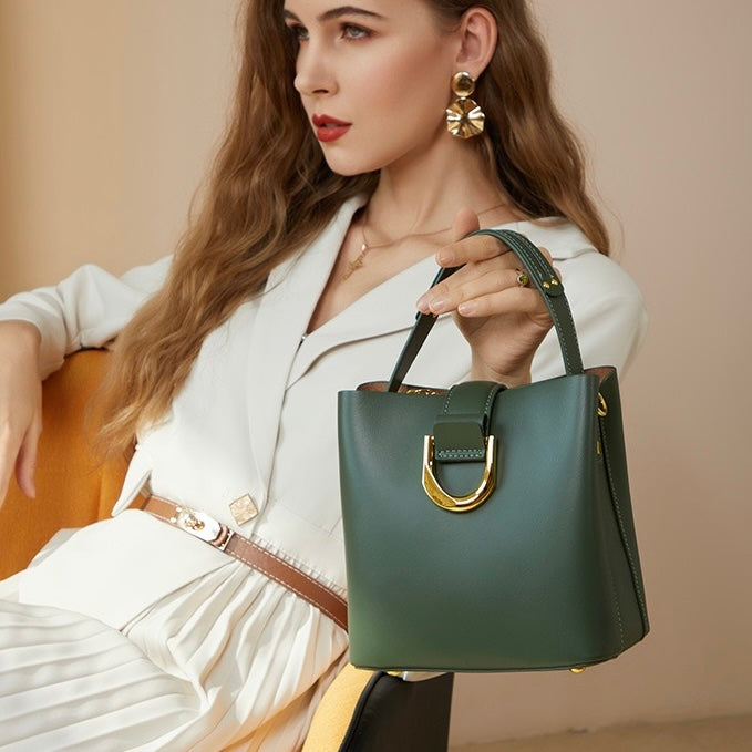 Women’s Genuine Leather Bucket Shoulder Bag – Large Capacity Crossbody for Daily Commute
