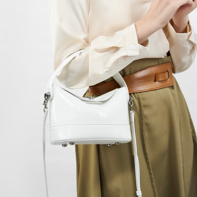 Women’s Genuine Leather Mini Bucket Shoulder Bag – Chic Turn-Lock Crossbody
