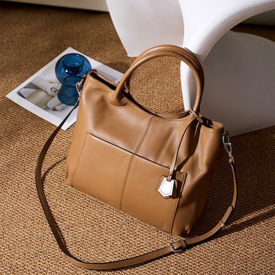 Women’s Genuine Leather Large Capacity Tote Shoulder Bag – Elegant Commuter Style