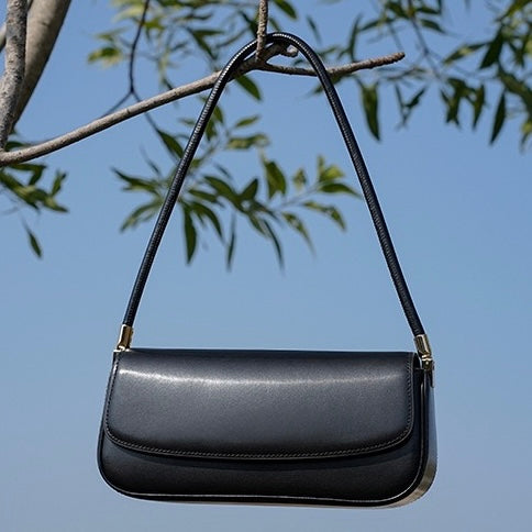 Women’s Genuine Leather Minimalist Saddle Tote – 2025 Commuter Edition