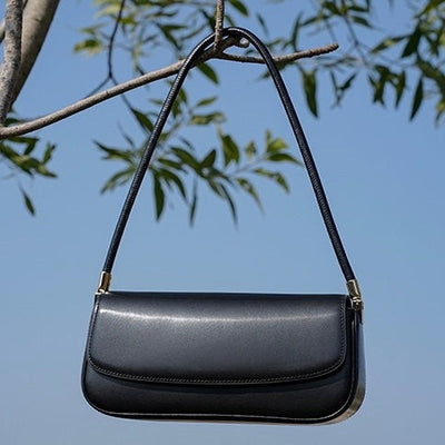 Women’s Genuine Leather Minimalist Saddle Tote – 2025 Commuter Edition