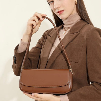 Women’s Genuine Leather Minimalist Saddle Tote – 2025 Commuter Edition